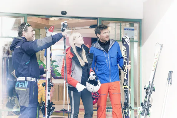 Skifahrer in Saalbach 