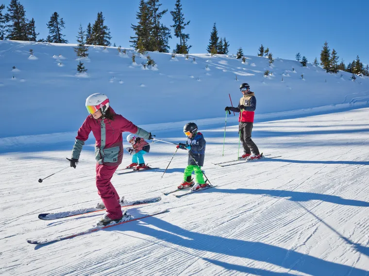 Skifahren mit der Familie im Skicircus