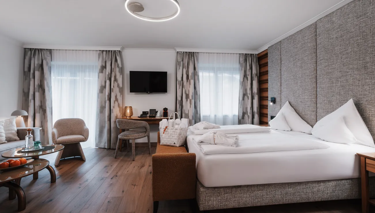 Schlafbereich Suite Deluxe Family im Hotel das Neuhaus 