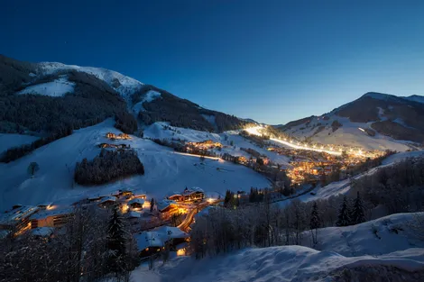 Hotel Das Neuhaus direkt im Zentrum von Saalbach Hinterglemm
