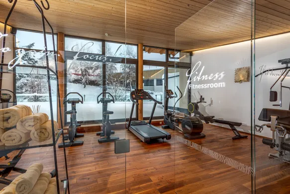 Fitnessraum im 4 Sterne Superior Hotel das Neuhaus